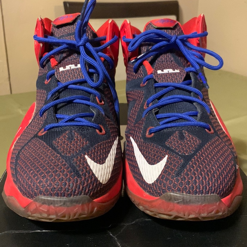 Lebron 12 “Superman”